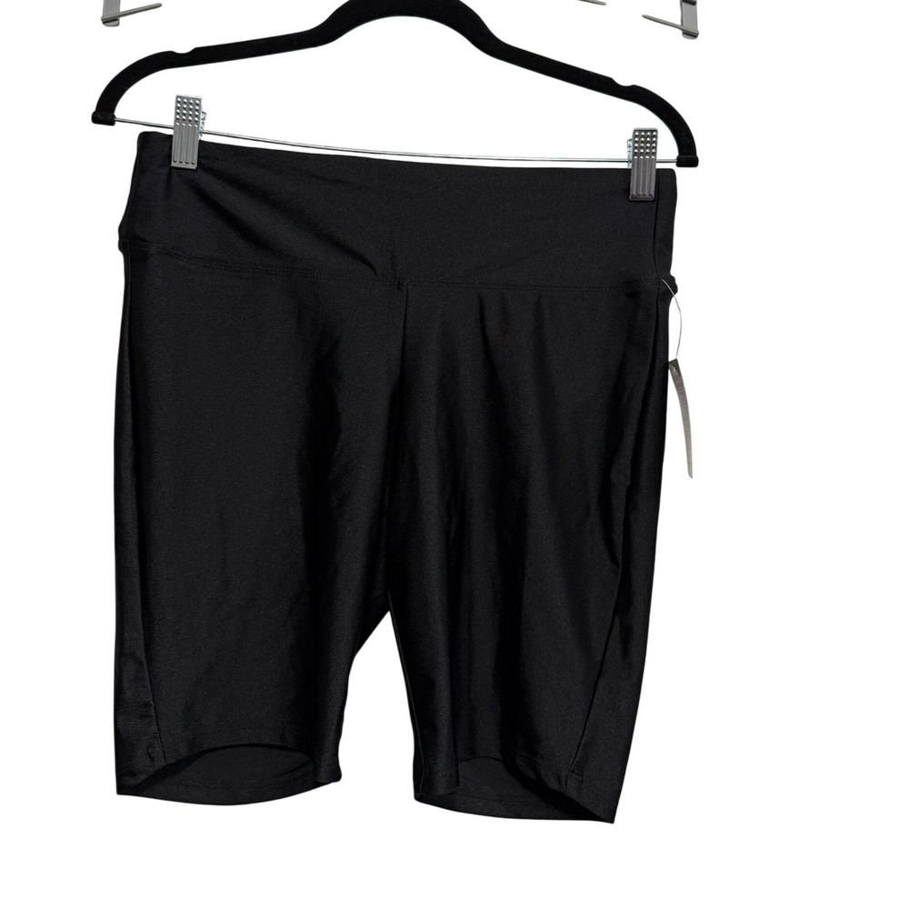 Torrid Womens Black Ruched Back Liquid Bike Shorts High Rise Scrunch Size 0 L 12